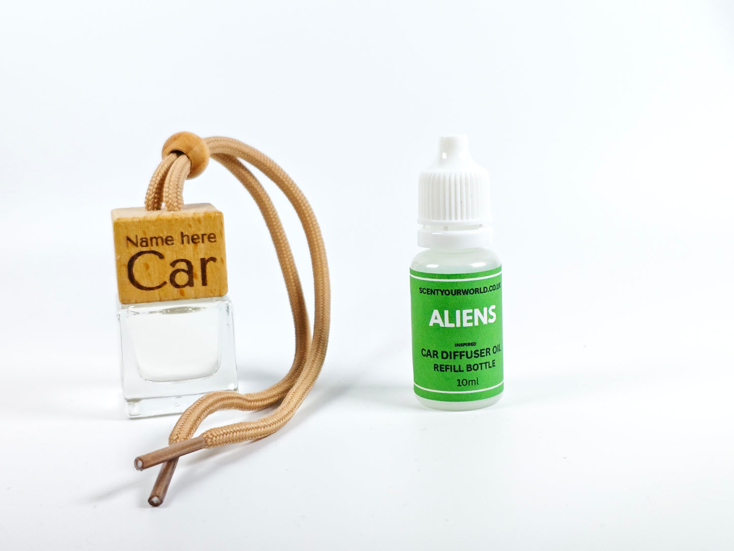 Personalised refillable car diffuser - Aliens - Inspired scent